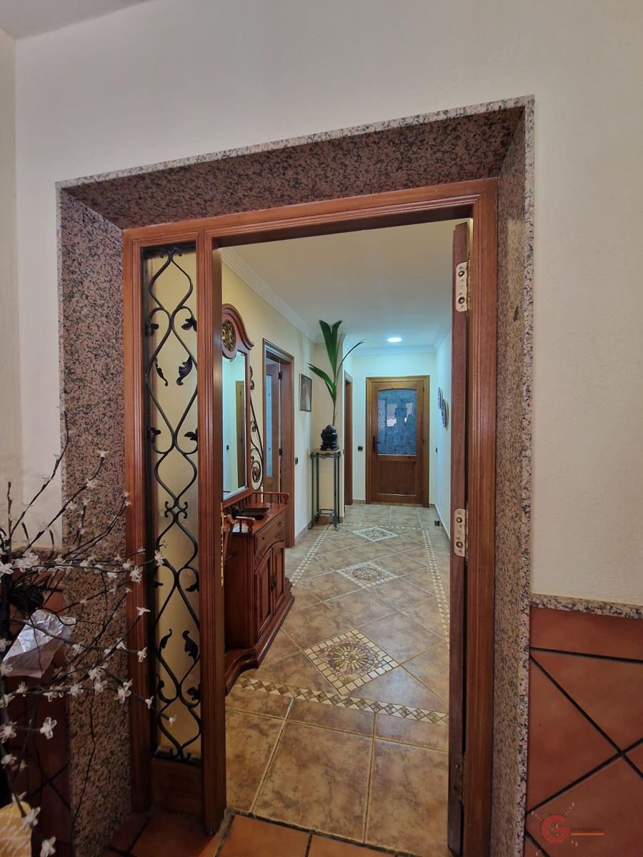 5 soveværelse Finca/Landehus til salg i Molvizar med swimmingpool garage - € 334.000 (Ref: 9129300)