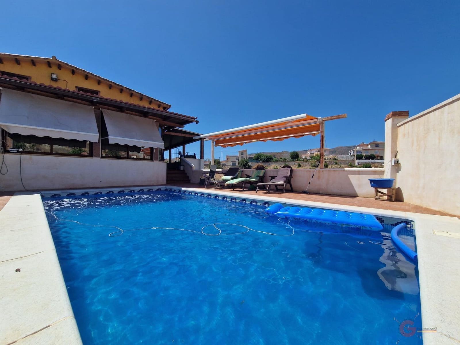 5 soveværelse Finca/Landehus til salg i Molvizar med swimmingpool garage - € 334.000 (Ref: 9129300)