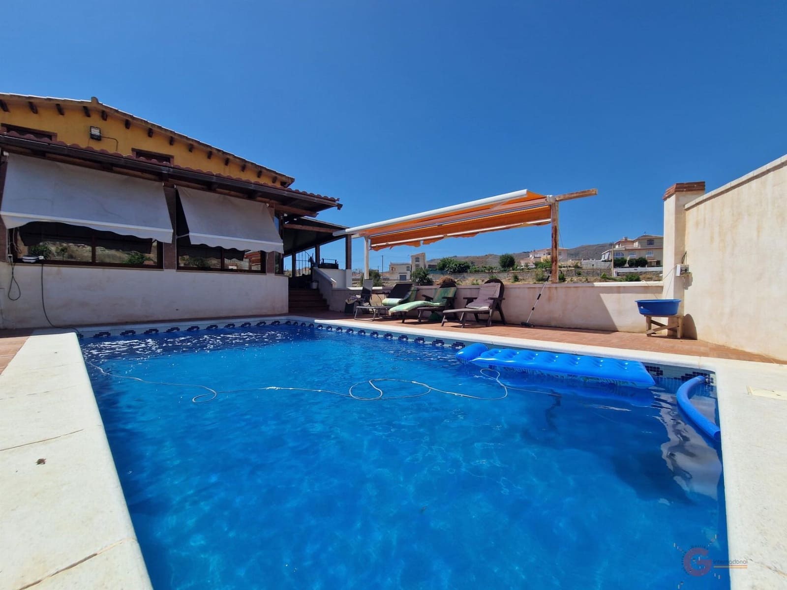 5 soveværelse Finca/Landehus til salg i Molvizar med swimmingpool garage - € 334.000 (Ref: 9129300)