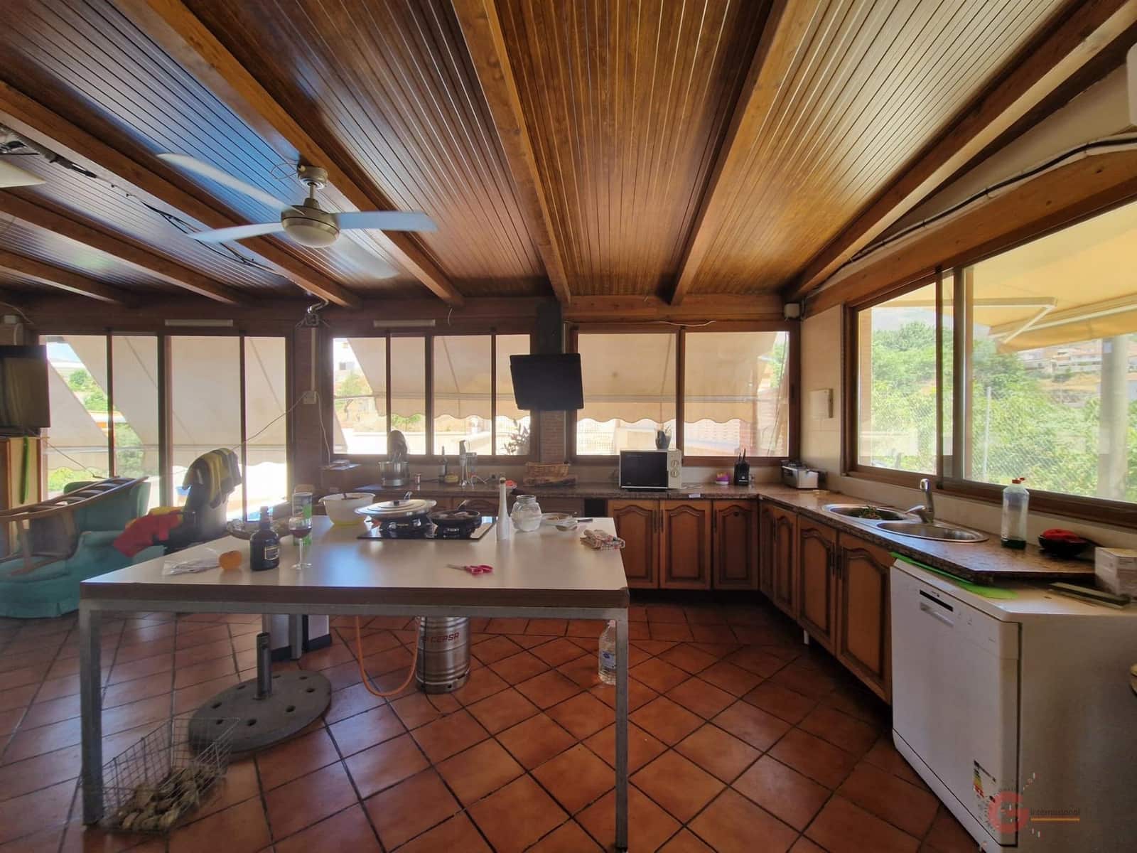 5 soveværelse Finca/Landehus til salg i Molvizar med swimmingpool garage - € 334.000 (Ref: 9129300)