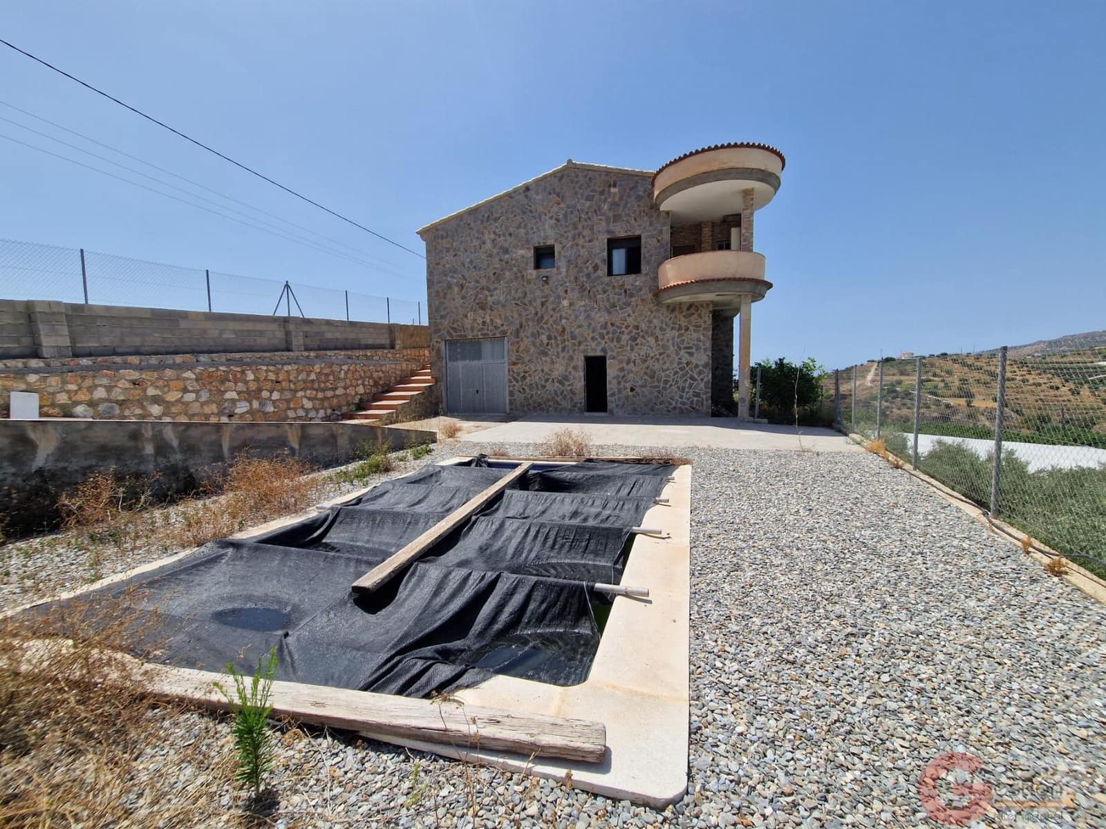 3 soveværelse Finca/Landehus til salg i Molvizar med swimmingpool garage - € 318.000 (Ref: 9168947)