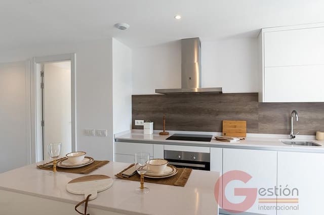 Apartamento de 3 habitaciones en Zona Calvario, Estepona en venta con piscina garaje - 535.000 € (Ref: 9256396)