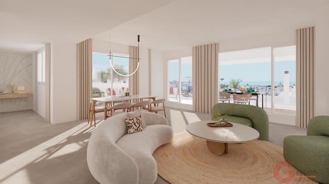 Chalet de 3 habitaciones en Zona Calvario, Estepona en venta con piscina garaje - 605.000 € (Ref: 9297430)