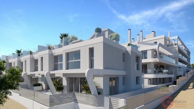 4 soverom Villa til salgs i Zona Calvario, Estepona med svømmebasseng garasje - € 730 000 (Ref: 9297435)