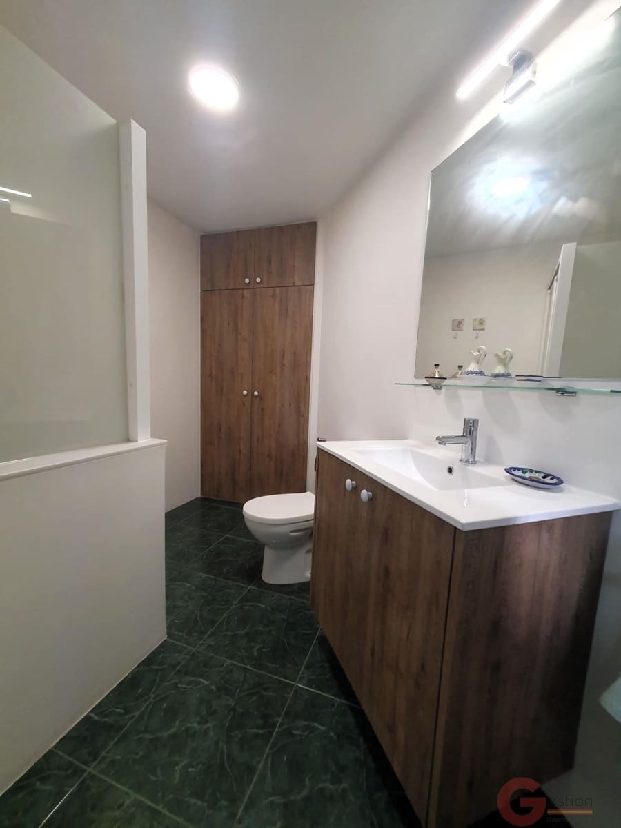 4 soverom Villa til salgs i Velez de Benaudalla med garasje - € 200 000 (Ref: 9321666)