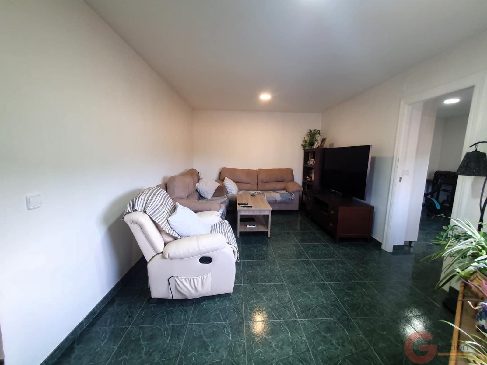 4 soverom Villa til salgs i Velez de Benaudalla med garasje - € 200 000 (Ref: 9321666)