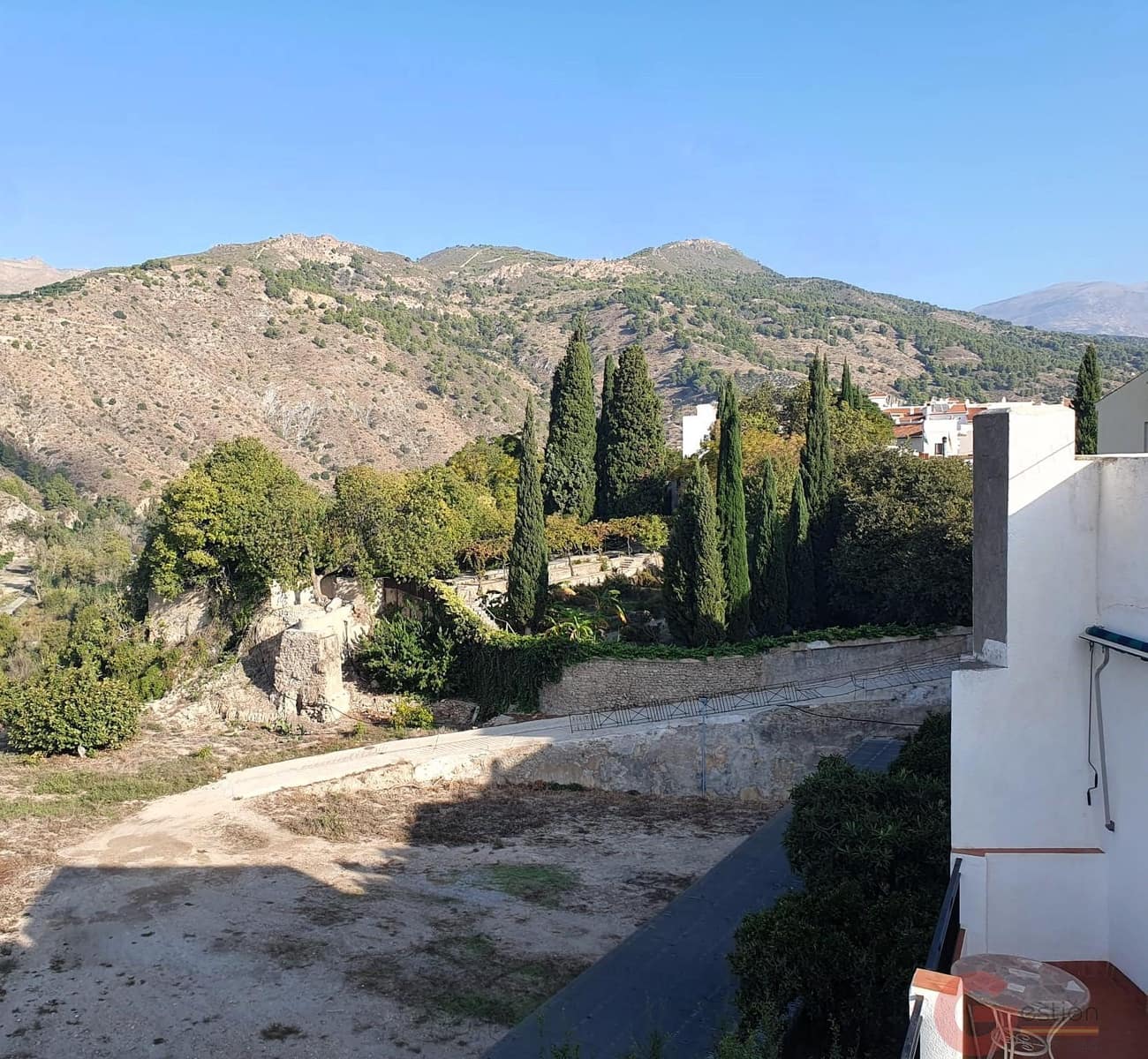 4 soverom Villa til salgs i Velez de Benaudalla med garasje - € 200 000 (Ref: 9321666)