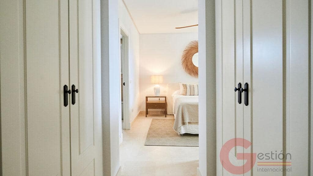 2 soveværelse Penthouse til salg i Nueva Andalucia med swimmingpool garage - € 680.000 (Ref: 9332832)