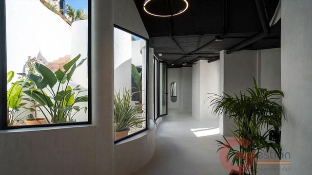 Apartamento de 2 habitaciones en Aloha Golf, Marbella en venta con piscina garaje - 497.500 € (Ref: 9332833)