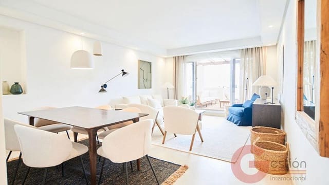 2 soverom Leilighet til salgs i Aloha Golf, Marbella med svømmebasseng garasje - € 635 000 (Ref: 9332834)