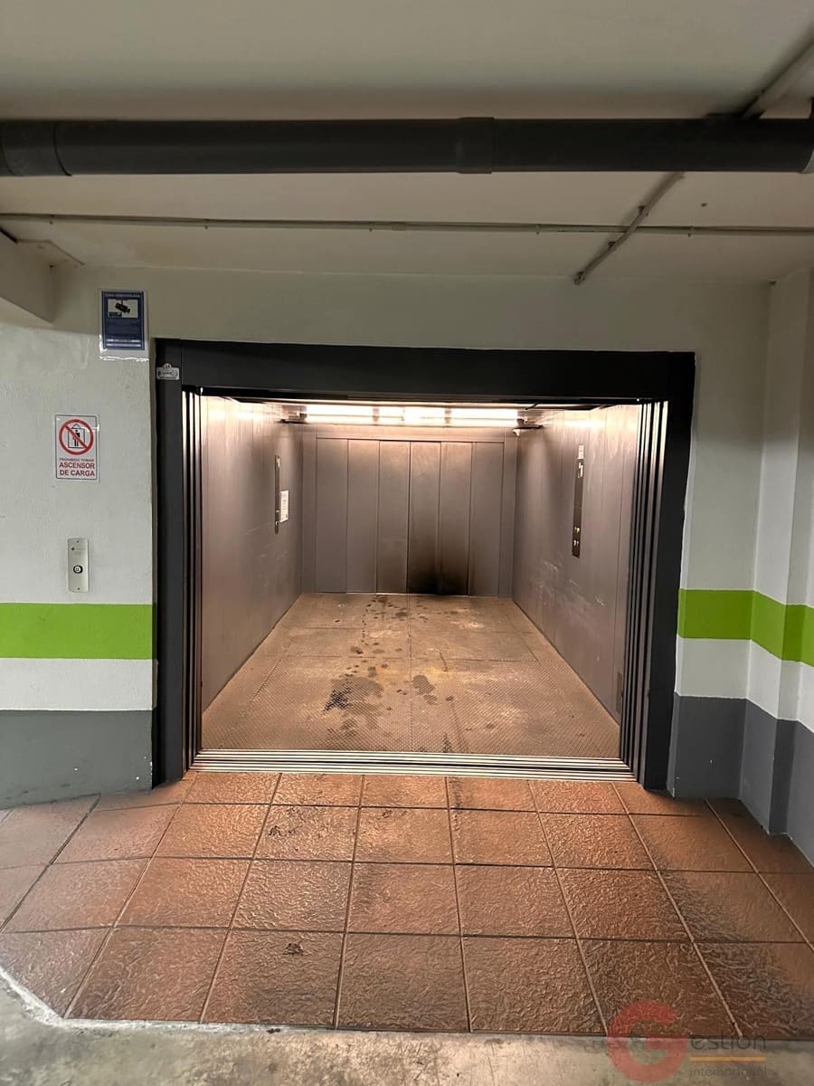 Garage til salg i Motril - € 26.500 (Ref: 9347063)