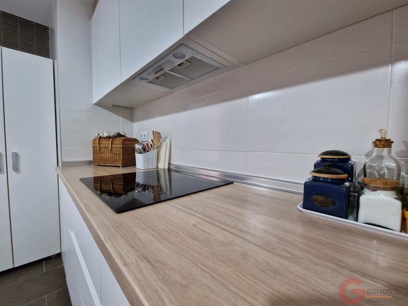 2 chambre Appartement à vendre à Salobrena avec piscine garage - 262 000 € (Ref: 9352949)