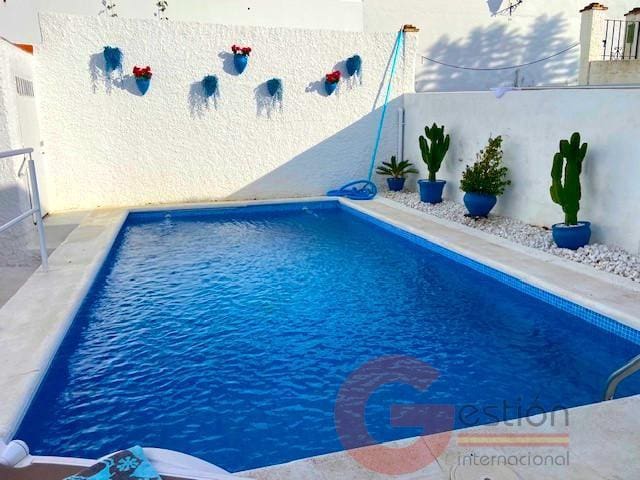 3 camera da letto Villa in vendita in La Herradura con piscina garage - 536.000 € (Rif: 9378489)