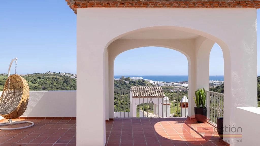 3 soverom Villa til salgs i Estepona med svømmebasseng garasje - € 470 250 (Ref: 9385325)