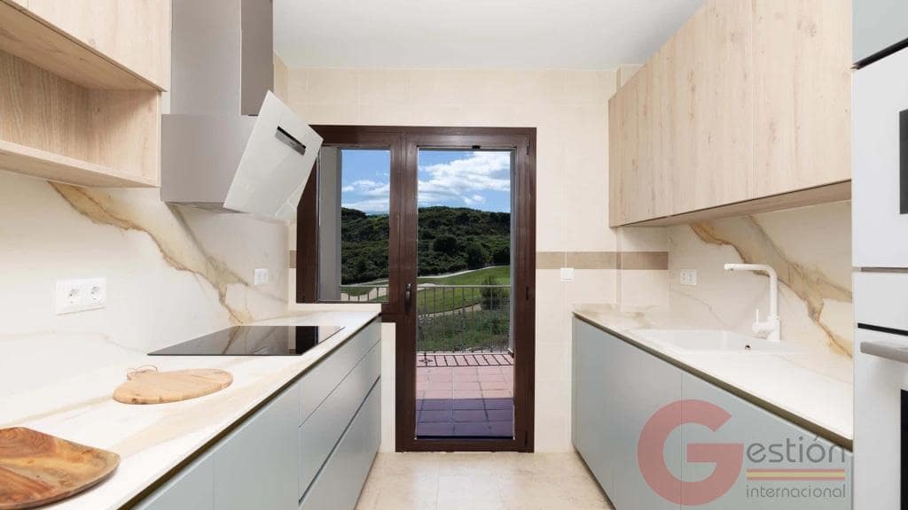 3 soverom Villa til salgs i Estepona med svømmebasseng garasje - € 470 250 (Ref: 9385325)