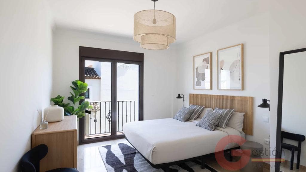 3 soverom Villa til salgs i Estepona med svømmebasseng garasje - € 470 250 (Ref: 9385325)