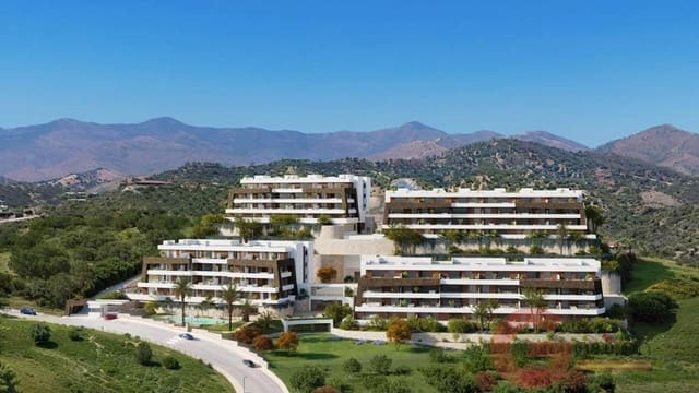 Apartamento de 4 habitaciones en Cancelada, Estepona en venta con piscina garaje - 2.002.980 € (Ref: 9385328)
