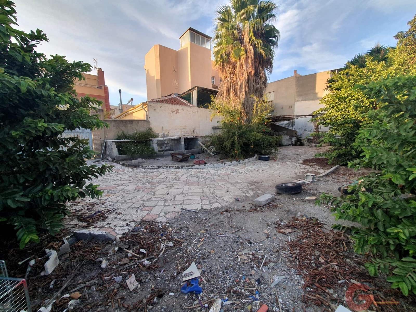 6 soveværelse Villa til salg i Motril med swimmingpool garage - € 478.000 (Ref: 9398278)