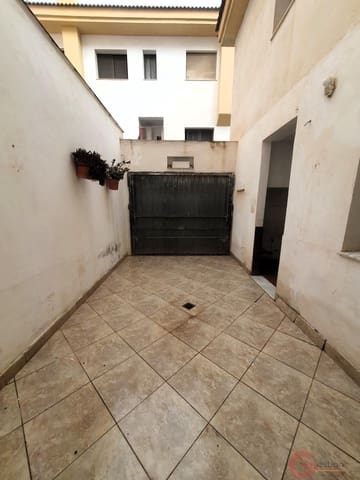 3 quarto Moradia para venda em Motril com garagem - 200 000 € (Ref: 9419237)