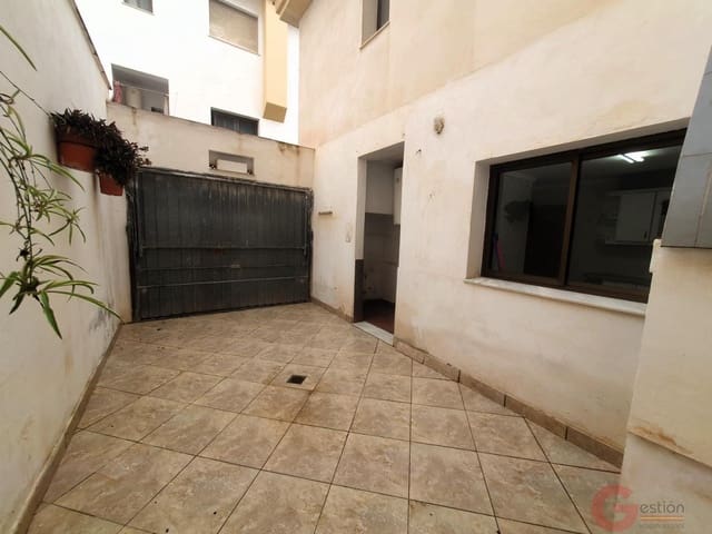 3 quarto Moradia para venda em Motril com garagem - 200 000 € (Ref: 9419237)