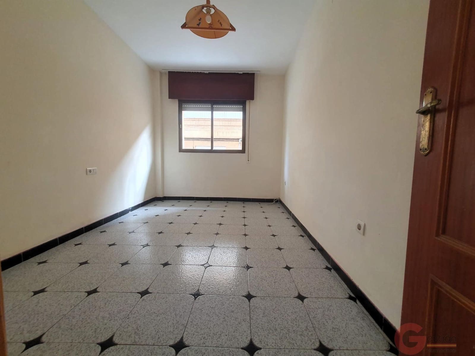 3 soveværelse Villa til salg i Motril med garage - € 200.000 (Ref: 9419237)