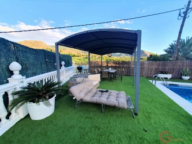 3 chambre Villa/Maison à vendre à Motril avec piscine - 372 000 € (Ref: 9422127)