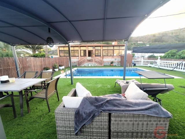 3 chambre Villa/Maison à vendre à Motril avec piscine - 372 000 € (Ref: 9422127)