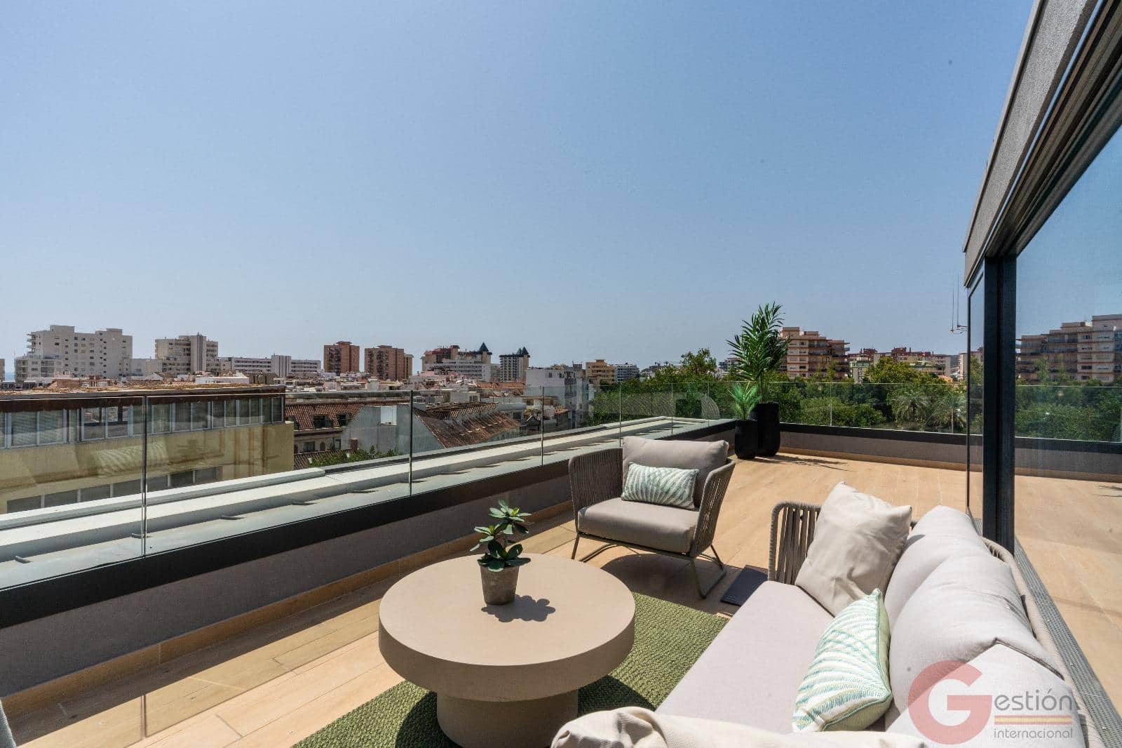 3 slaapkamer Penthouse te koop in Fuengirola met zwembad garage - € 1.550.000 (Ref: 9432636)