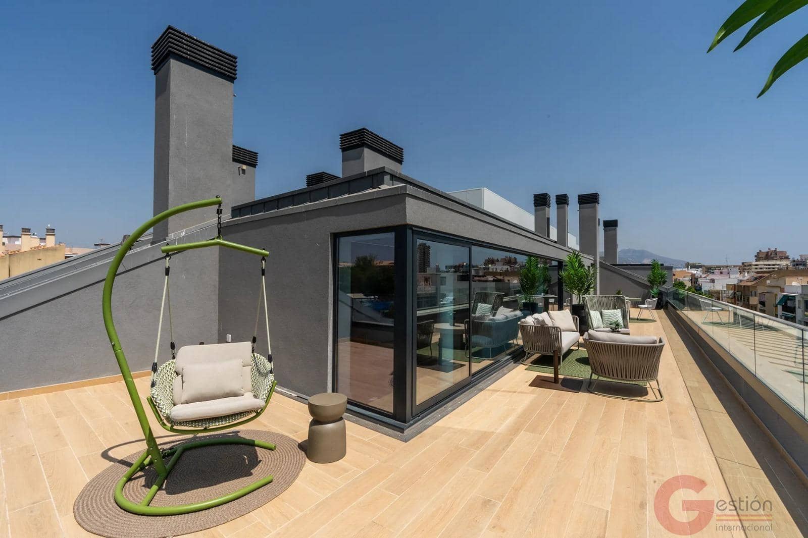 3 slaapkamer Penthouse te koop in Fuengirola met zwembad garage - € 1.550.000 (Ref: 9432636)