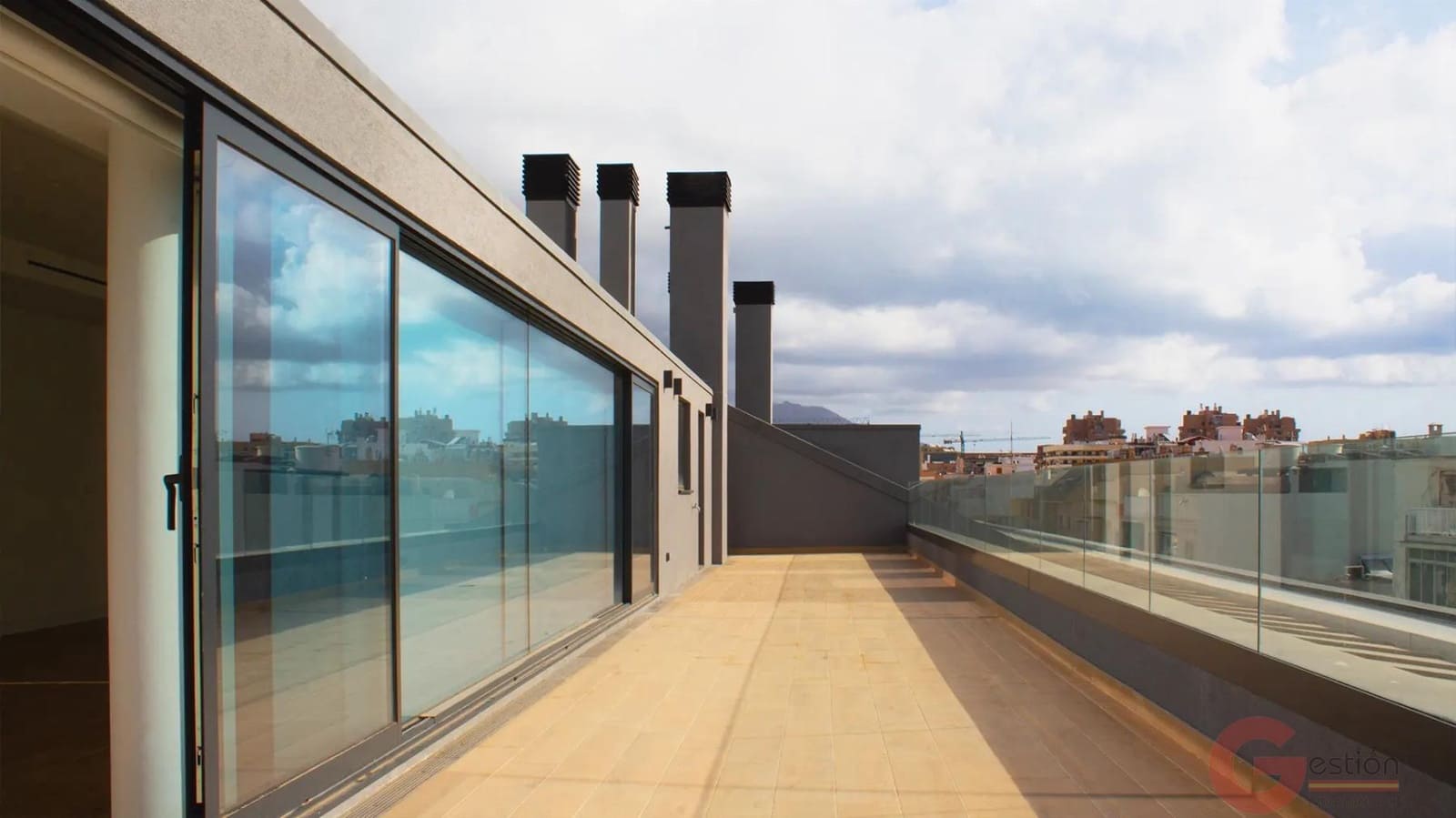 3 slaapkamer Penthouse te koop in Fuengirola met zwembad garage - € 1.550.000 (Ref: 9432636)