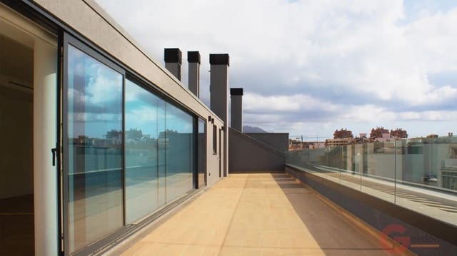 3 slaapkamer Penthouse te koop in Zona Puerto Deportivo, Fuengirola met zwembad garage - € 1.550.000 (Ref: 9432636)