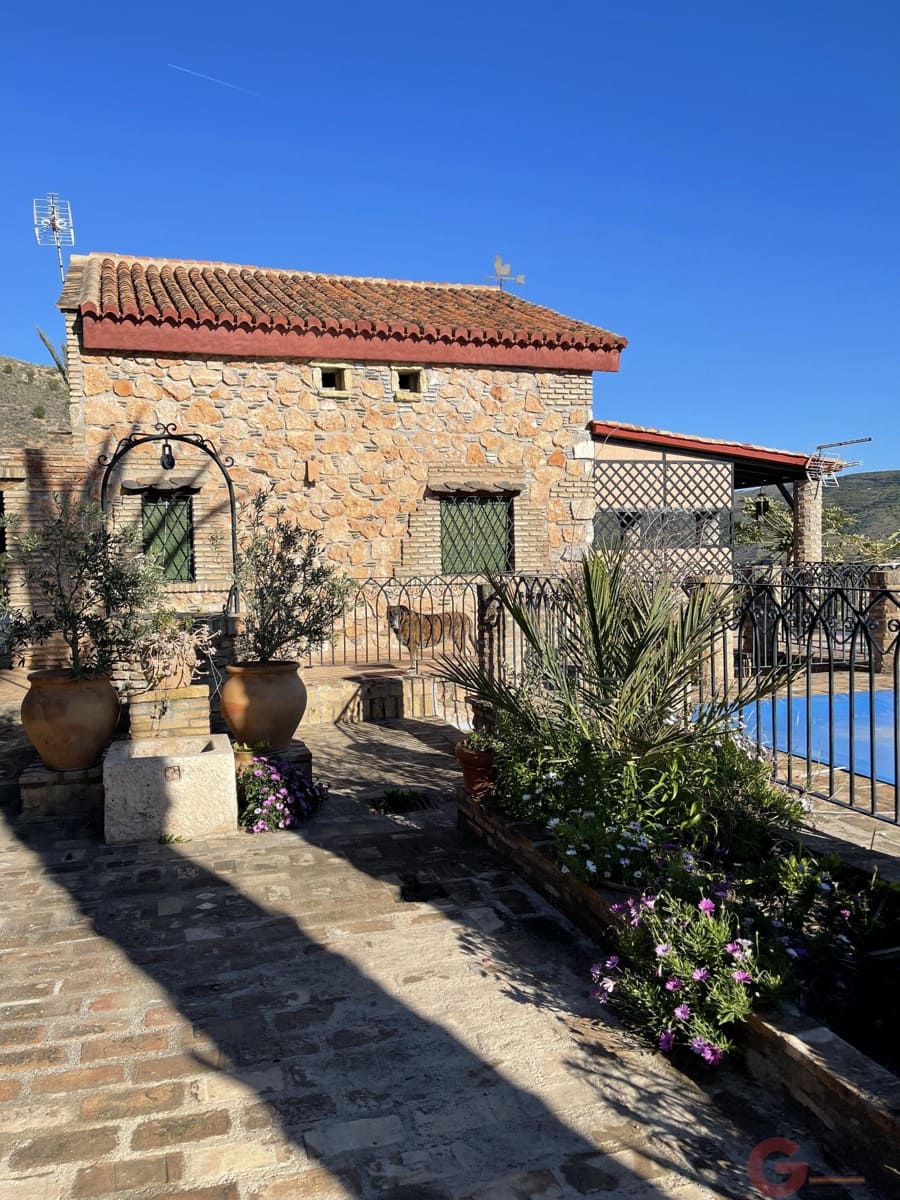 3 chambre Finca/Maison de Campagne à vendre à Lobres avec piscine - 450 000 € (Ref: 9433152)