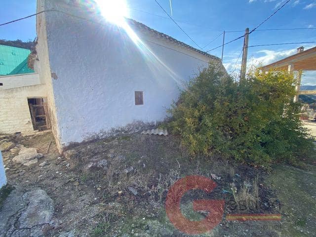 3 bedroom Villa for sale in Fuente del Conde - € 50,000 (Ref: 9448485)