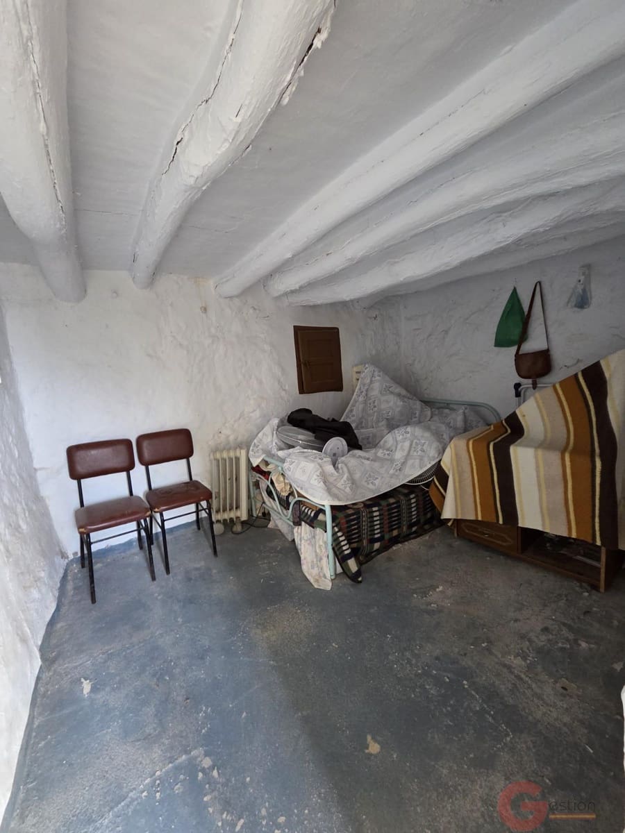 3 bedroom Villa for sale in Fuente del Conde - € 50,000 (Ref: 9448485)