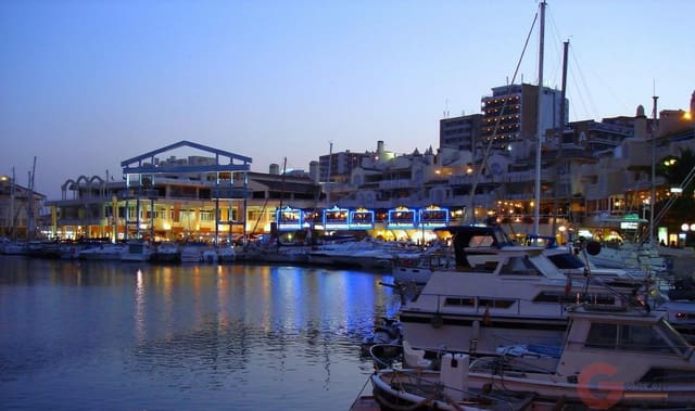 3 soveværelse Villa til salg i Parque de la Paloma, Benalmádena med swimmingpool garage - € 600.000 (Ref: 9448877)