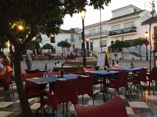 3 soveværelse Villa til salg i Parque de la Paloma, Benalmádena med swimmingpool garage - € 600.000 (Ref: 9448877)