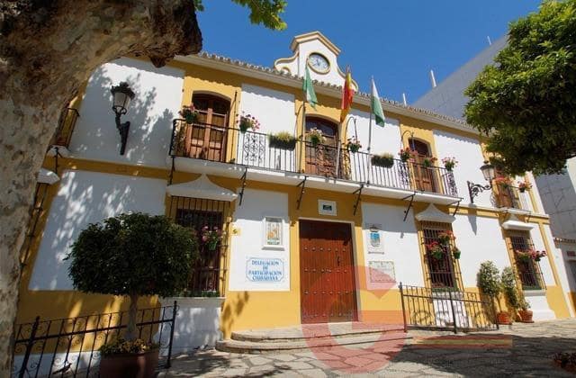 3 soverom Villa til salgs i Estepona med svømmebasseng garasje - € 590 000 (Ref: 9448878)