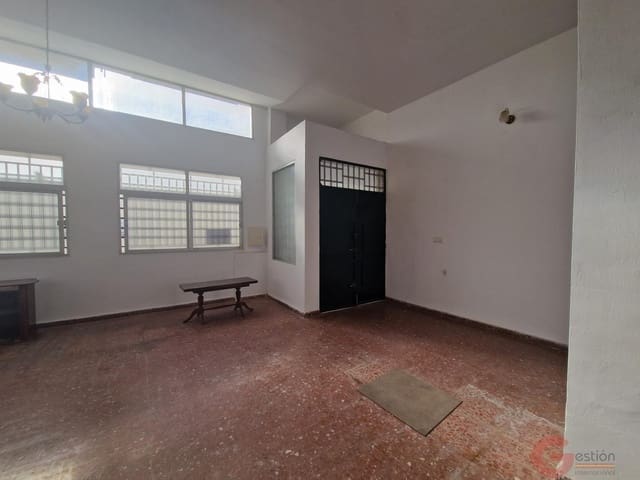 3 bedroom Commercial for sale in Salobreña - € 175,000 (Ref: 9454892)