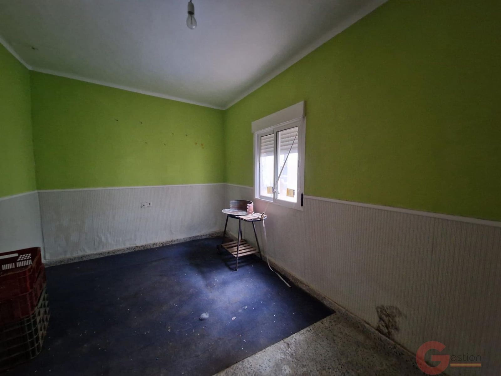 5 bedroom Villa for sale in Lobres with garage - € 159,000 (Ref: 9481920)