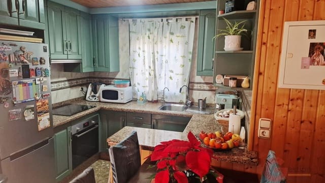 3 bedroom Villa for sale in Almayate, Vélez-Málaga with garage - € 565,000 (Ref: 9503531)