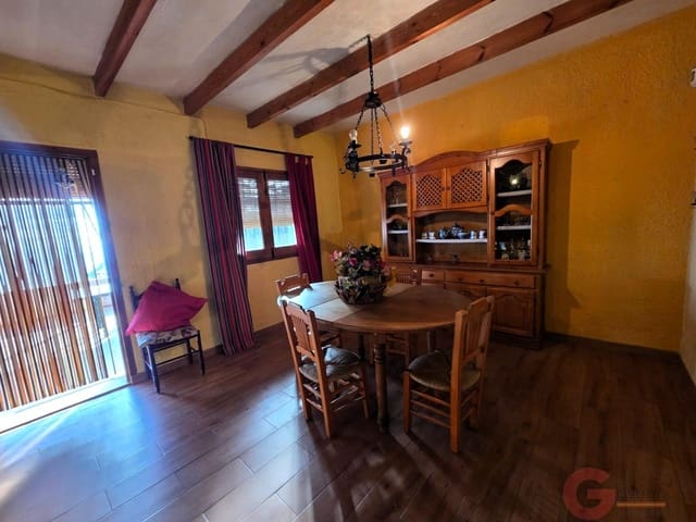 4 slaapkamer Finca/Landhuis te koop in Gualchos met garage - € 191.000 (Ref: 9503532)