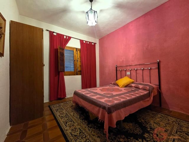 4 slaapkamer Finca/Landhuis te koop in Gualchos met garage - € 191.000 (Ref: 9503532)