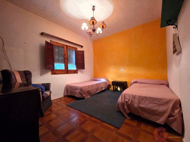 4 slaapkamer Finca/Landhuis te koop in Gualchos met garage - € 191.000 (Ref: 9503532)