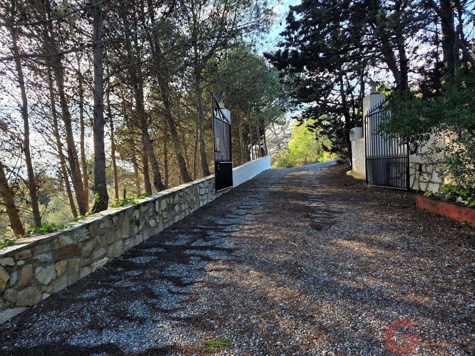 4 slaapkamer Finca/Landhuis te koop in Gualchos met garage - € 191.000 (Ref: 9503532)