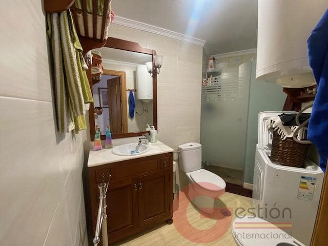 1 bedroom Apartment for sale in Almunecar with pool - € 244,000 (Ref: 9503533)