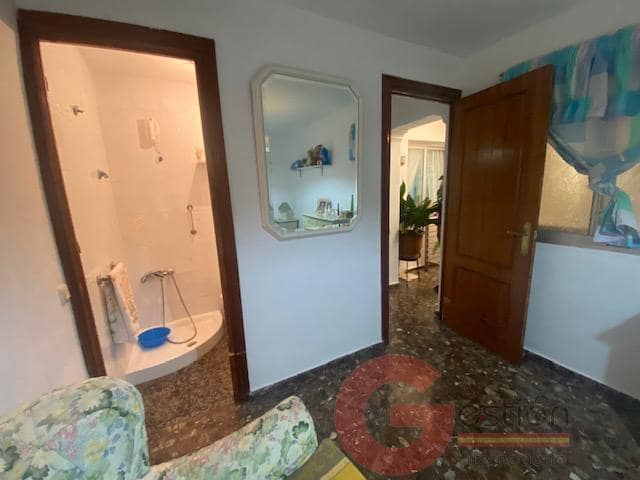 5 bedroom Villa for sale in Canillas de Aceituno - € 170,000 (Ref: 9503535)