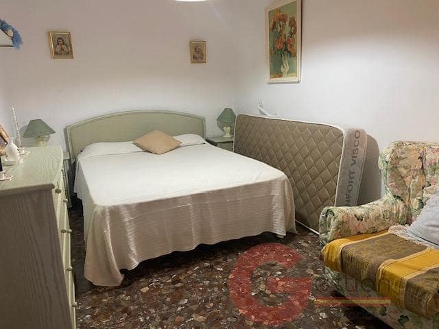 5 bedroom Villa for sale in Canillas de Aceituno - € 170,000 (Ref: 9503535)