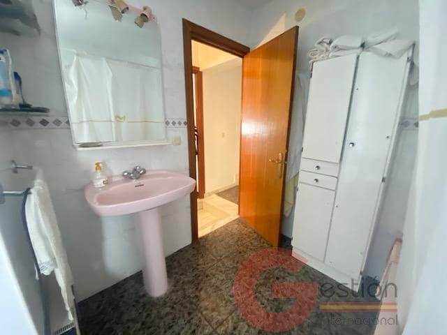 5 bedroom Villa for sale in Canillas de Aceituno - € 170,000 (Ref: 9503535)