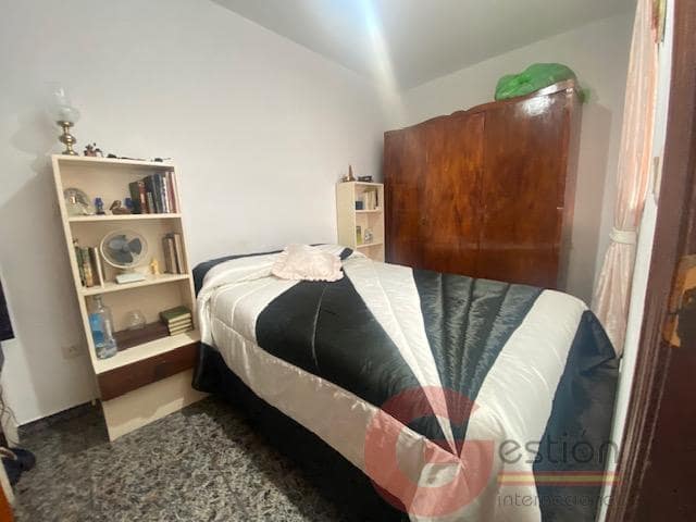 5 bedroom Villa for sale in Canillas de Aceituno - € 170,000 (Ref: 9503535)