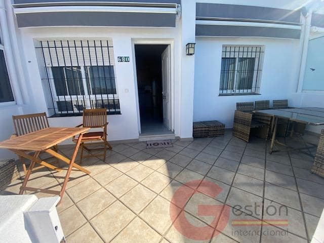 1 chambre Villa/Maison à vendre à Torrox Park, Torrox avec piscine - 210 000 € (Ref: 9503536)